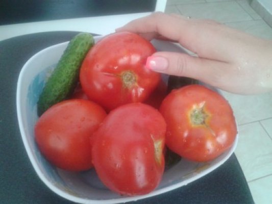 Românii cheltuiesc 1 mld. euro în pieţele agroalimentare